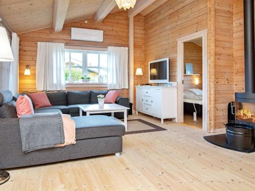 Four-Bedroom Holiday home in Væggerløse 11 - image 2