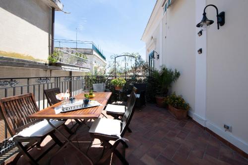 Amalfi Old Square room & apartments , 73 steps from the street 5