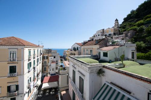 Amalfi Old Square room & apartments , 73 steps from the street 2