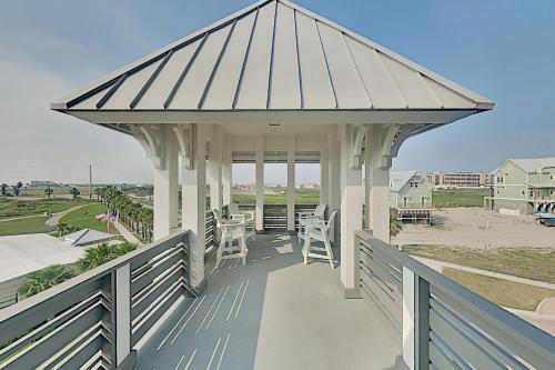 Palmilla Paradise – Walk to Beach & Pool condo - main image