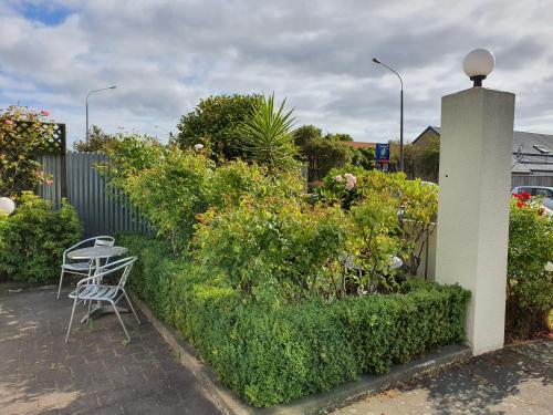 ローズウッド コート モーテル