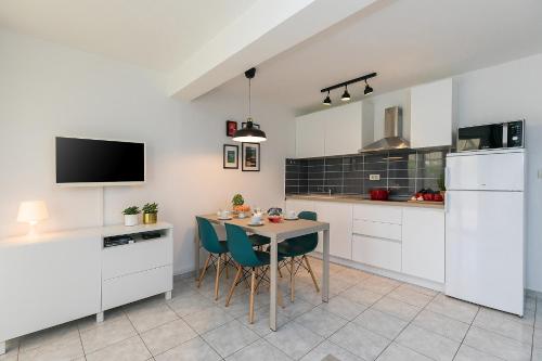  Apartments Dama in Poreč