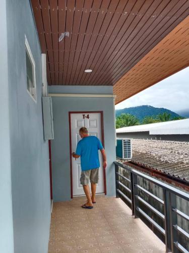 Tom's house near Surin Nemzeti Park