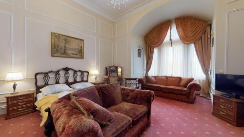 Princely Apartment