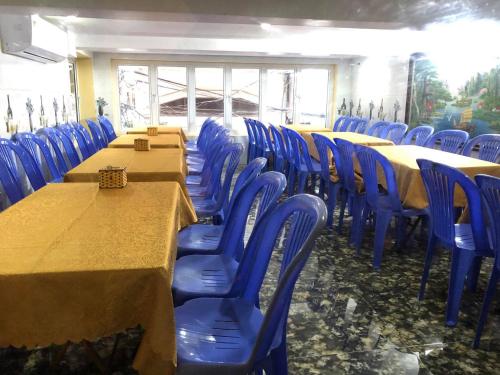 Ngoc Linh Hotel Cat Ba in Cat Ba Island