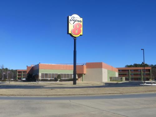 . Super 8 by Wyndham Little Rock/Otter Creek