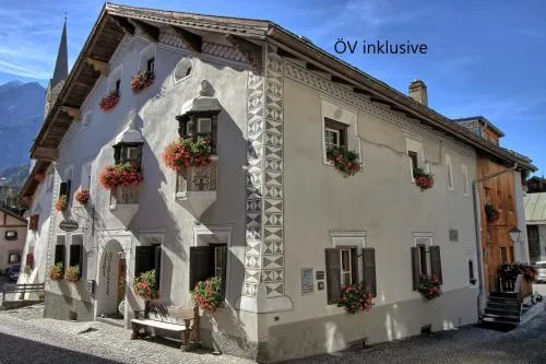 Hotel Garni Engiadina - Boutique Hotel in Scuol, Schweiz