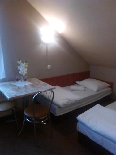 Triple Room with Private Bathroom
