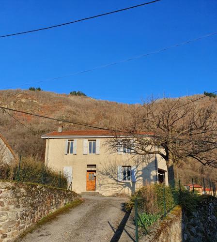 En pleine montagne - Location saisonnière - Mercus-Garrabet