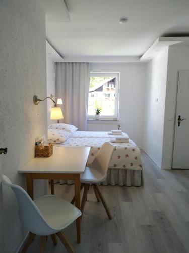 Bed and Breakfast Am Knittenberg in Winterberg, Deutschland