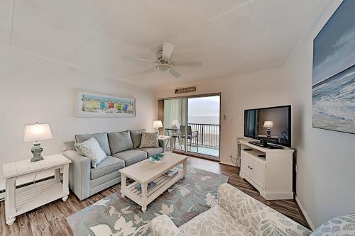 Updated Oceanfront Constellation House Condo condo - image 3