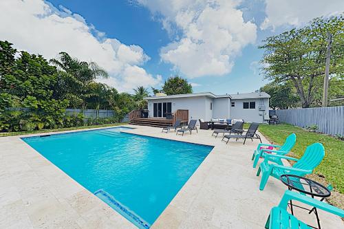 New Listing! Luxe Retreat with Pool in Lush Backyard home Fort Lauderdale 