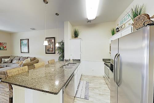 Poolside Beauty with Heated Pool - Steps to Beach townhouse - image 5
