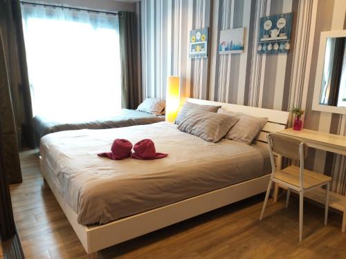 Rain by Lazy Sea Beach House, Cha Am (photo 3)