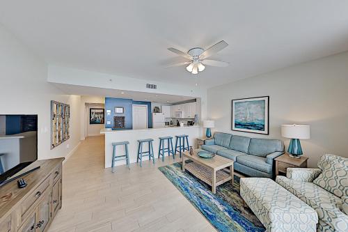All-Suite Majestic Resort Bliss with Pools & Tennis condo - image 4