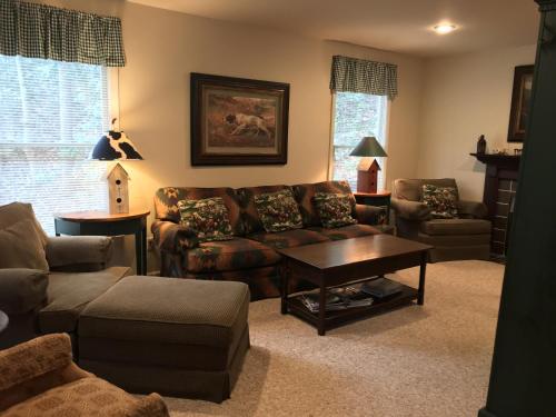Mulberry Creek Home - image 3