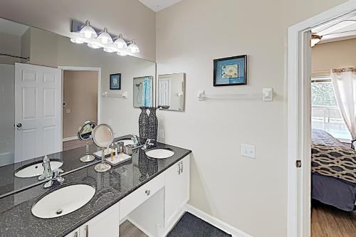 Minnie Mouse Clubhouse: Disney Basecamp w/ Pool home - image 9