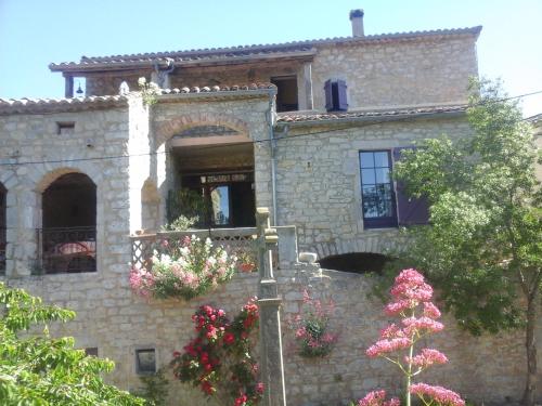 Domaine de Peyre Brune chambre d'hôte Chez MASSALOUX Marie-Alice et Pierre au Pinet,