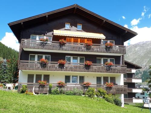  Apartment La Montanara by Interhome, Pension in Saas-Fee bei Zermatt