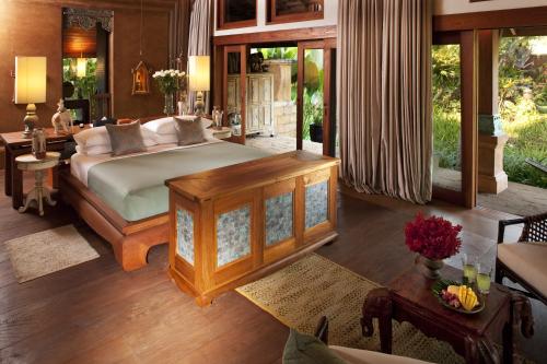 ห้องสวีทมีวิวภูเขา (Suite with Mountain View)
