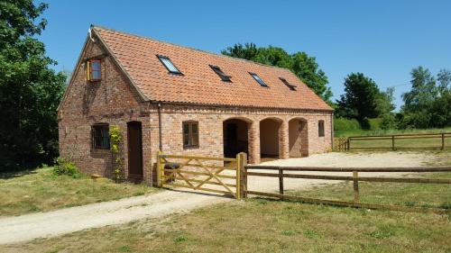 Hilltop Farm Holidays - Lincoln