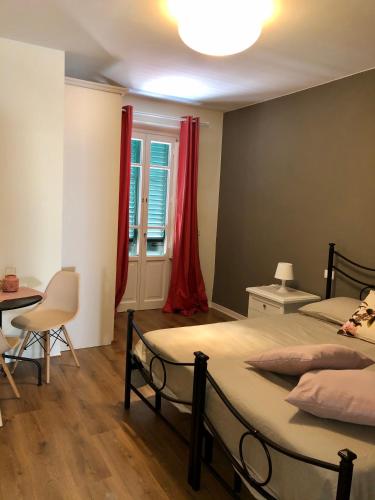 Double or Twin Room with Balcony image 3