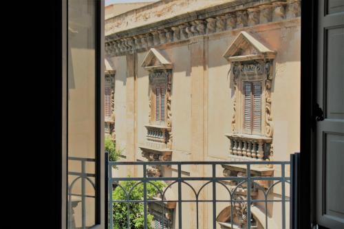 ZIBIBBO SUITES & ROOMS - XIX Palazzo Mauro - image 2