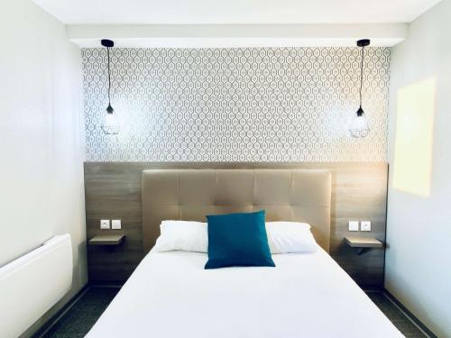 1 queen bed