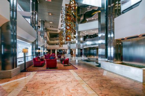 Crowne Plaza Dubai Deira - image 9