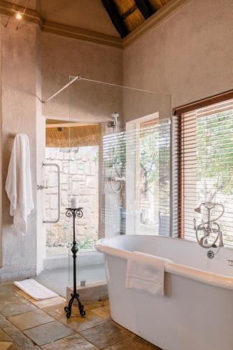 Shumbalala Game Lodge Shumbalala Game Lodge