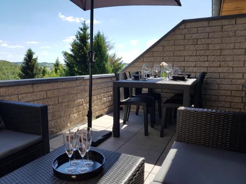 TERRASSES DE MALMEDY DUPLEX LE BONHEUR DES ARDENNES - 432 - With Airco in Malmedy