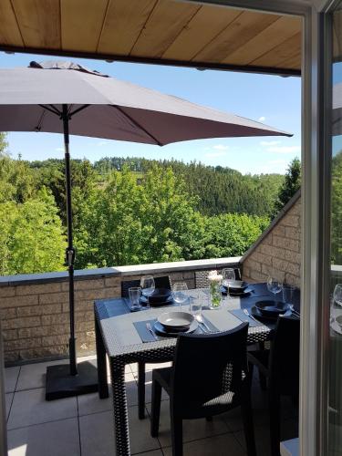 TERRASSES DE MALMEDY DUPLEX LE BONHEUR DES ARDENNES - 432 - With Airco in Malmedy