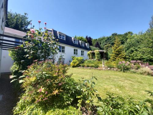 Belvedere Lodge - image 13