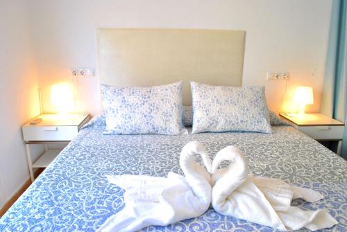  San Antonio - Beach, pool and terrace in Torremolinos
