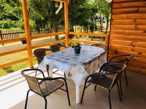 Fortuna Apartmanházak - image 13