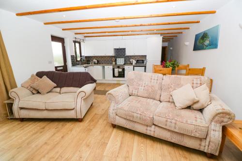 Bluebell Barn - image 7
