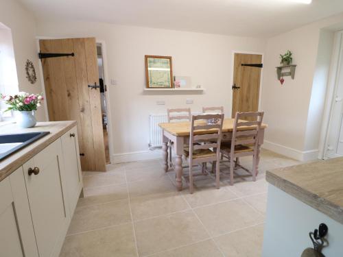 Bennett's Cottage - image 5