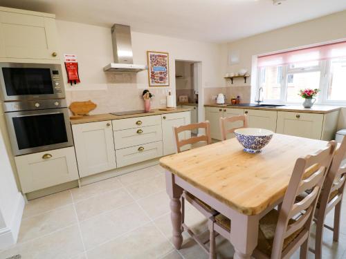 Bennett's Cottage - image 7