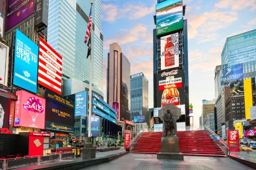 Crowne Plaza Times Square, an IHG Hotel