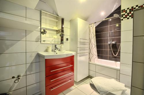 Willa Luiza - image 2