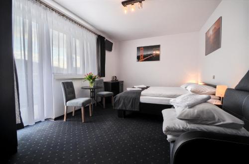 Willa Luiza - image 12