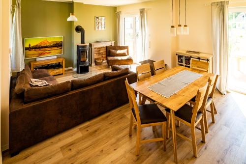 บริการและสิ่งอำนวยความสะดวก, Luxusferienhaus Fuchsbau - mit Netflix, PlayStation, Sauna, Sportraum und Kamin near สนามบินเฮริงสดอร์ฟ