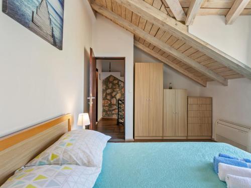 Chic Holiday Home in Marina with Private Swimming Pool