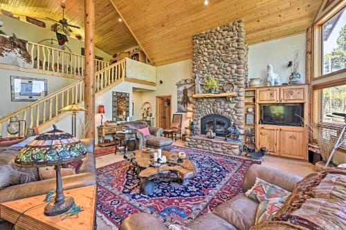 Spacious Angel Fire Retreat w/Deck+Mtn Views - image 5