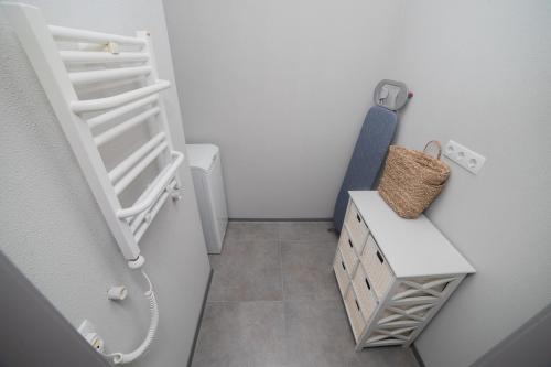 Apartment Butterfly - image 2