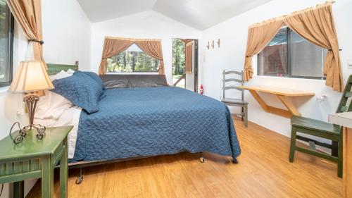 The Lupine Cabin #10 - image 4