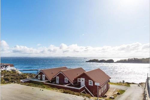 Seaside Holiday Home, great for fishing & hiking