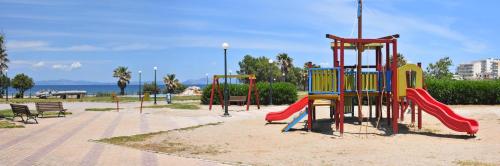 Spēļu laukums, Seaside Studio Meltemi in Rafina (Attiki)