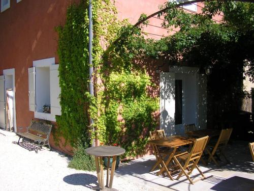 Les Passiflores – Roussillon, UT