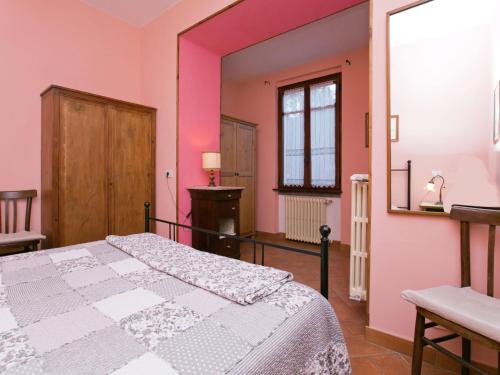 Heritage Mansion in Isola Superiore with Picturesque View - image 9